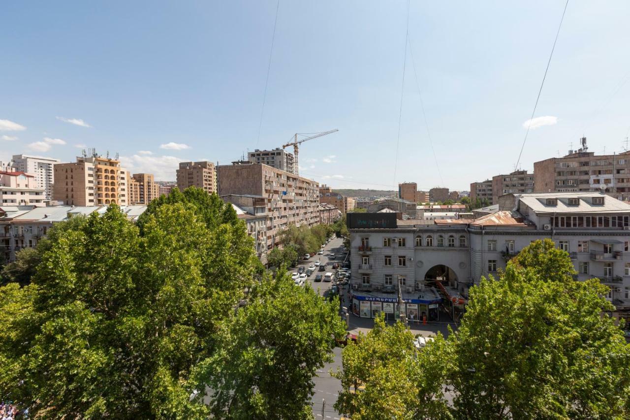 Umba Apartment N3 - Balcony And Mount Ararat View Erevan Exterior foto