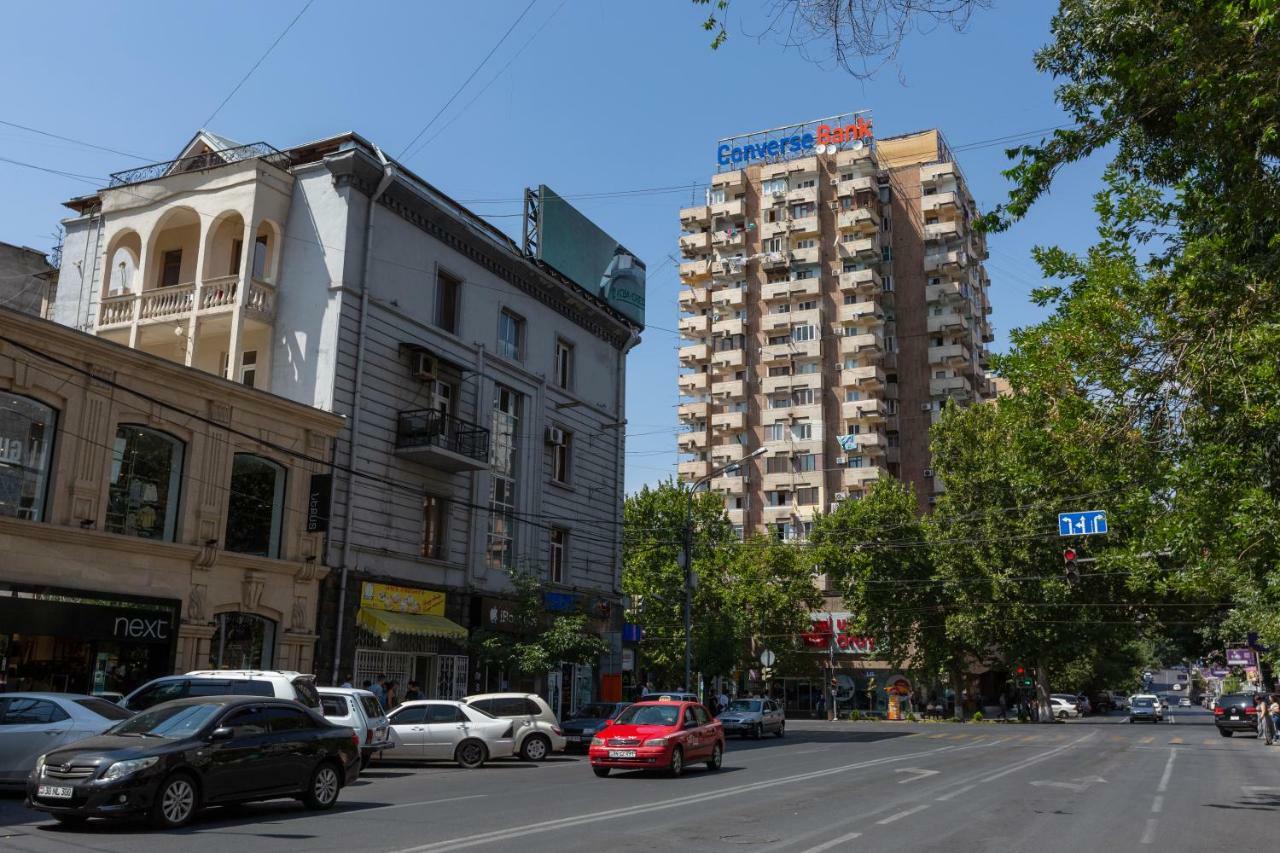 Umba Apartment N3 - Balcony And Mount Ararat View Erevan Exterior foto