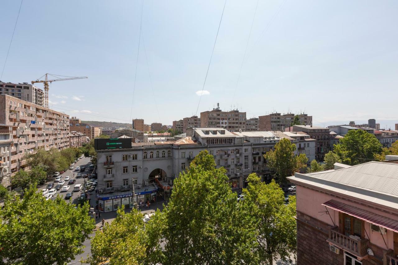 Umba Apartment N3 - Balcony And Mount Ararat View Erevan Exterior foto